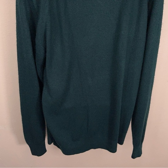 Vintage Medium Green Turtleneck Sweater Womens Long Sleeve Soft Academia - Picture 9 of 11